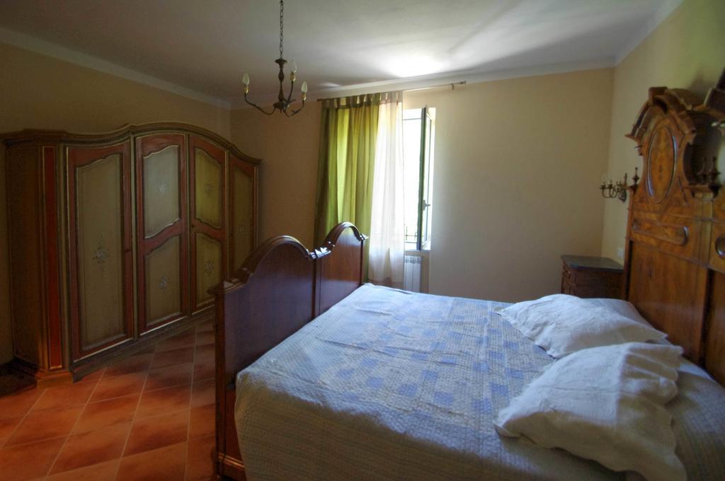 Agriturismo Mulino Del Castello Nasino Bilik gambar